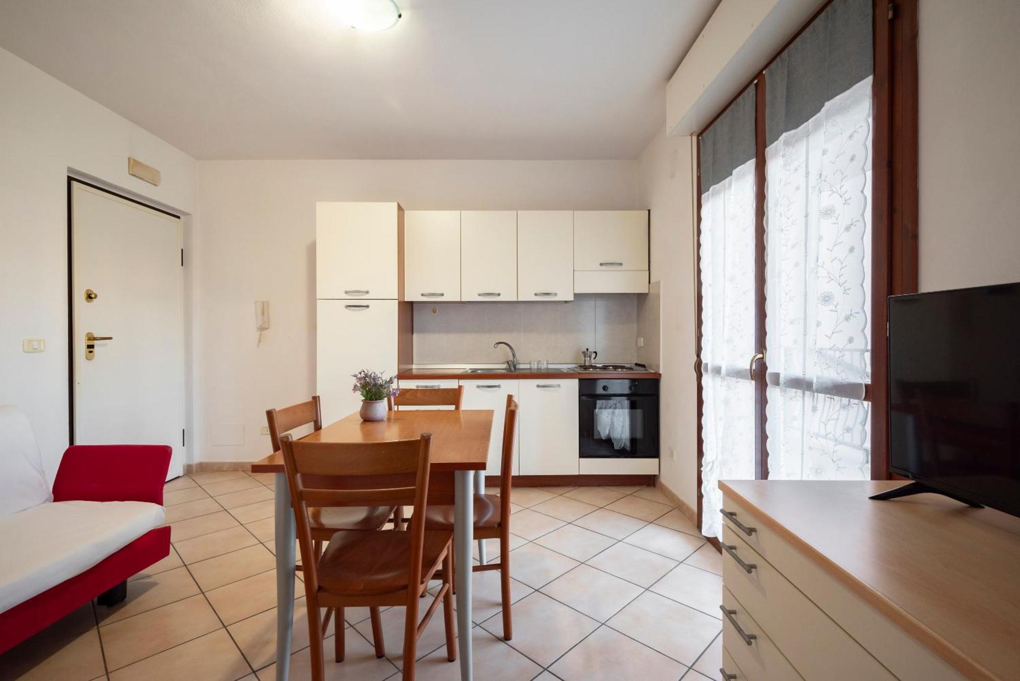 Lola Piccolo Hotel E Appartamenti Marina di Grosseto Eksteriør billede
