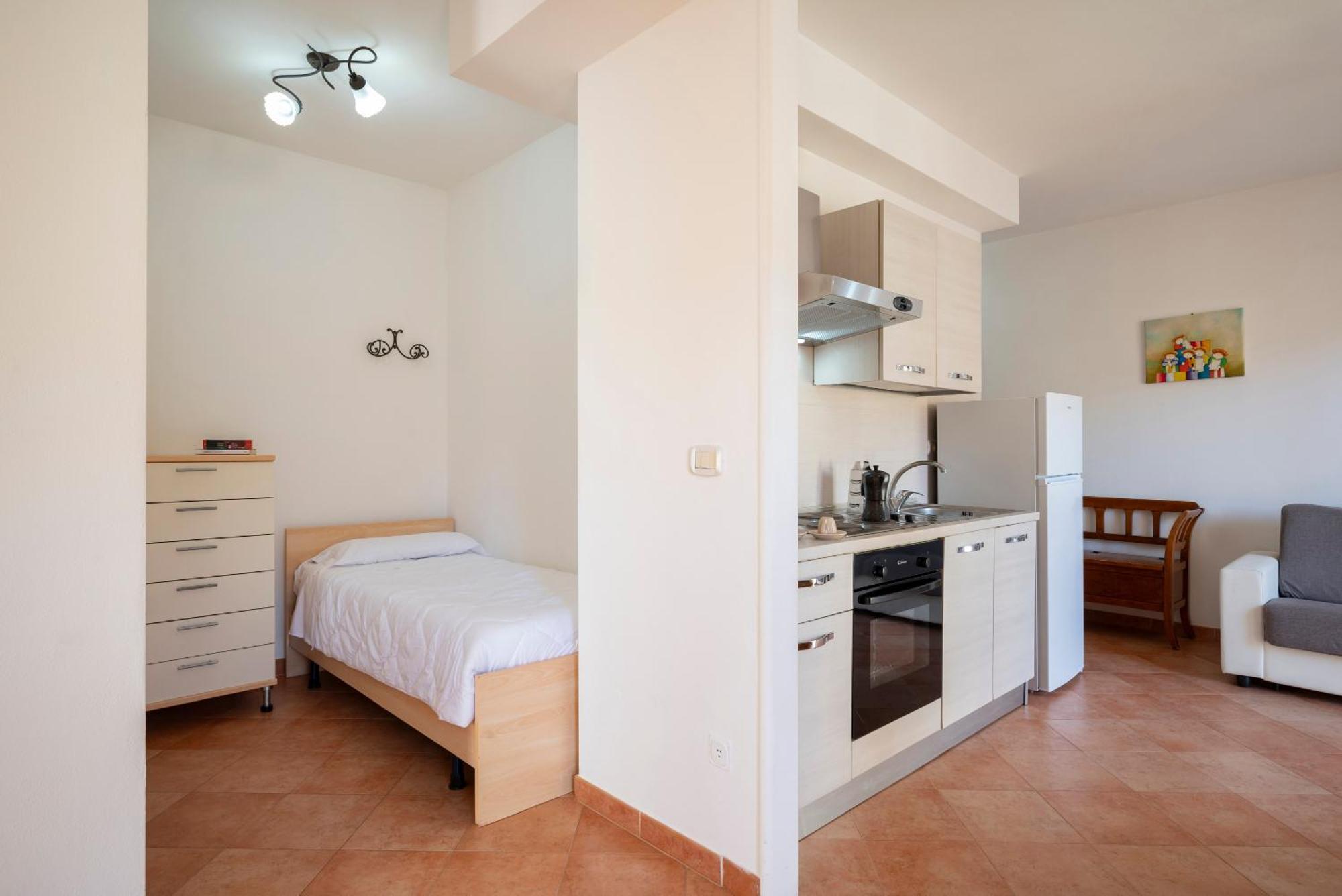 Lola Piccolo Hotel E Appartamenti Marina di Grosseto Eksteriør billede