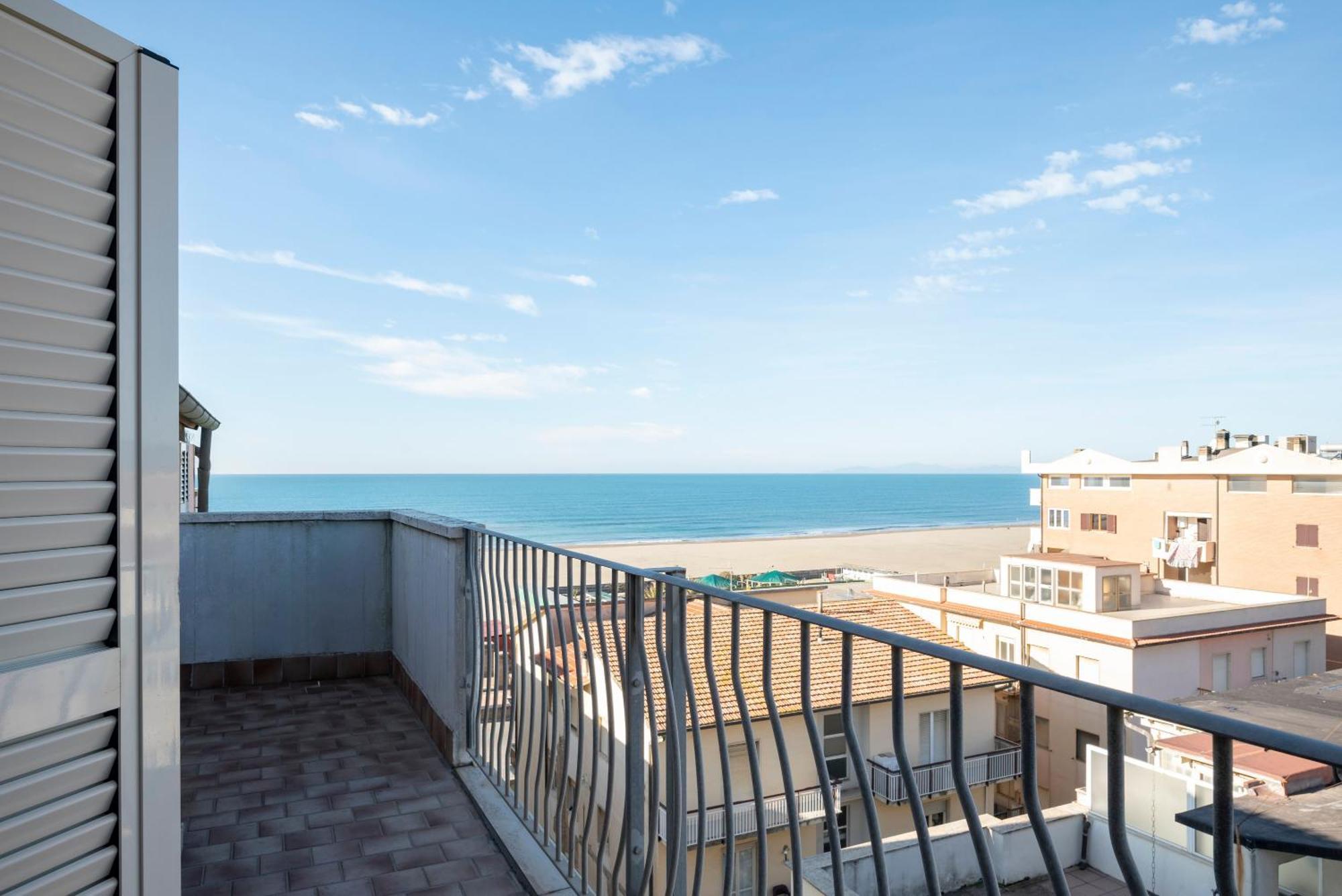 Lola Piccolo Hotel E Appartamenti Marina di Grosseto Eksteriør billede
